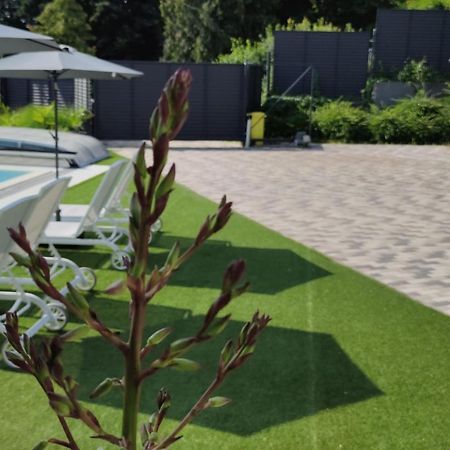 Aqua Solar Apartmanhaz Miskolc Exteriör bild
