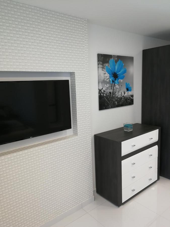 Aqua Solar Apartmanhaz Miskolc Exteriör bild