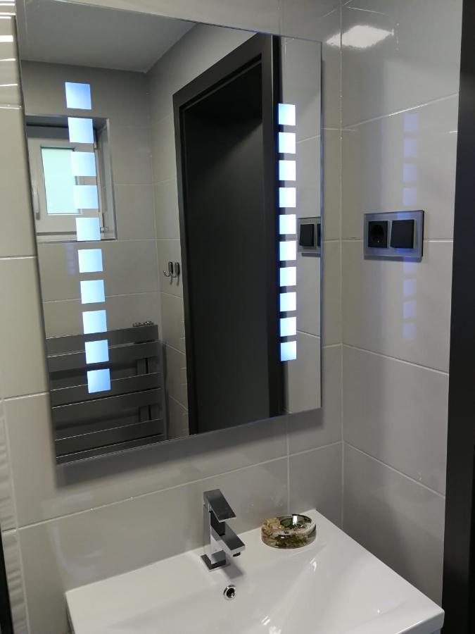 Aqua Solar Apartmanhaz Miskolc Exteriör bild
