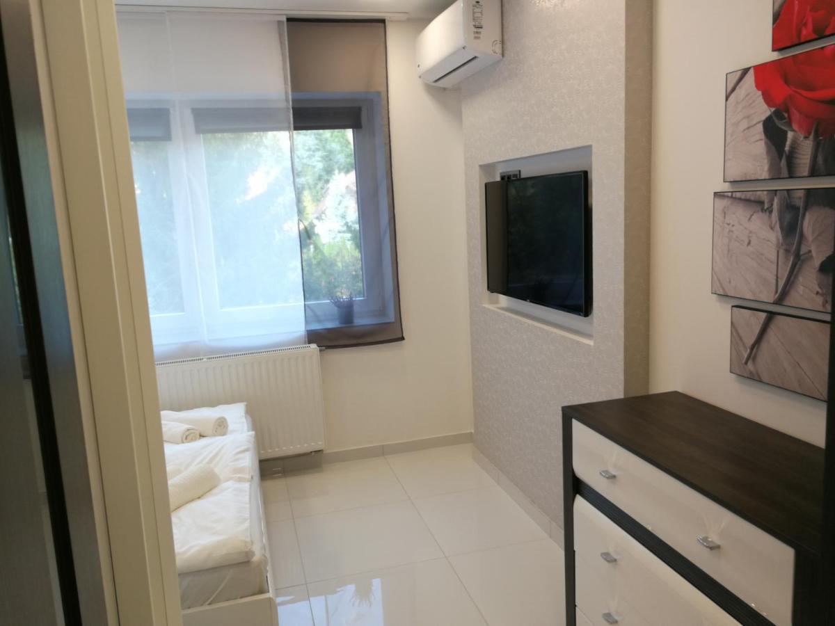 Aqua Solar Apartmanhaz Miskolc Exteriör bild