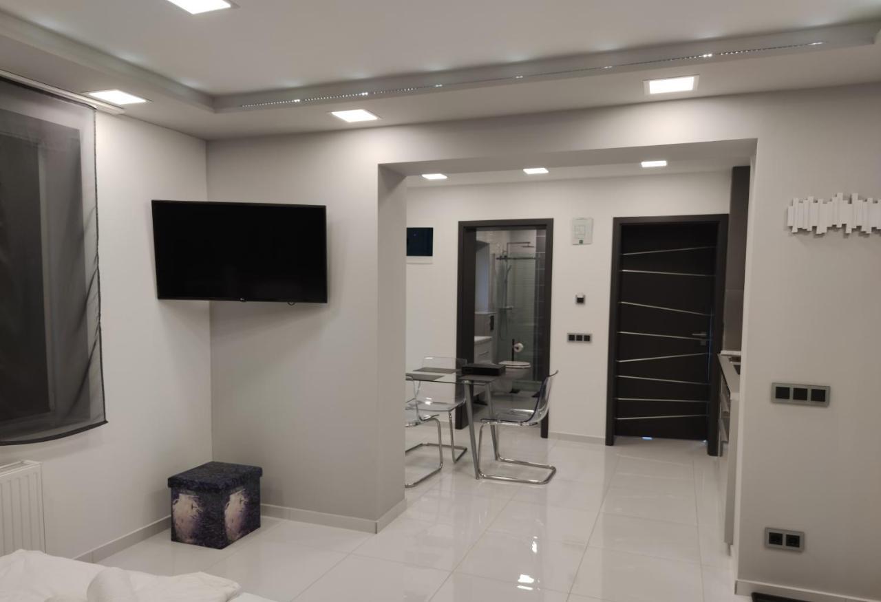Aqua Solar Apartmanhaz Miskolc Exteriör bild