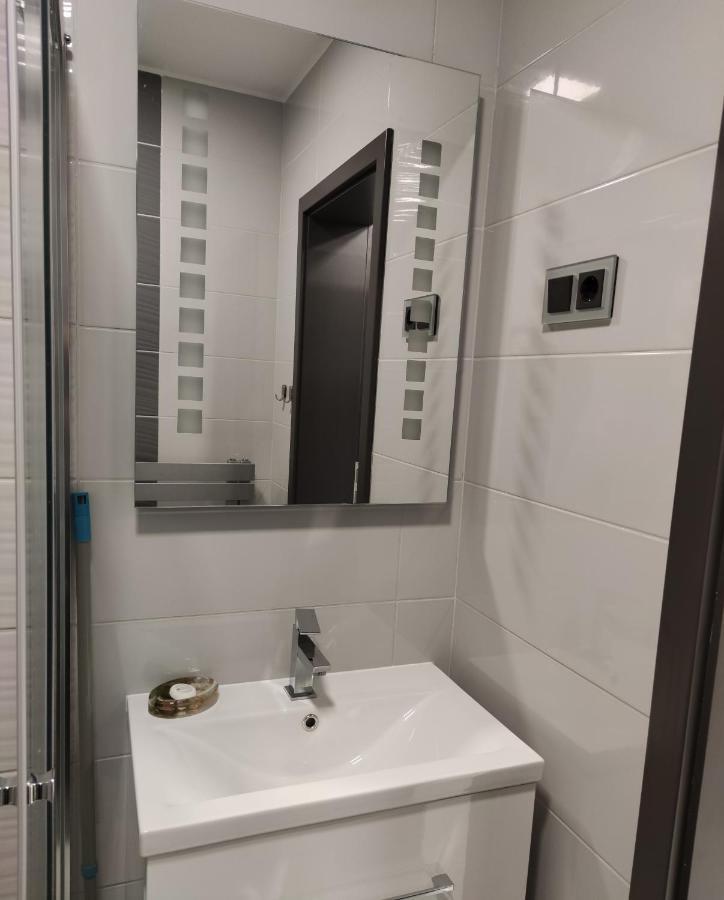 Aqua Solar Apartmanhaz Miskolc Exteriör bild