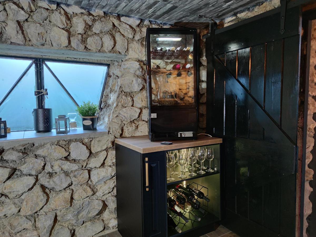 Aqua Solar Apartmanhaz Miskolc Exteriör bild